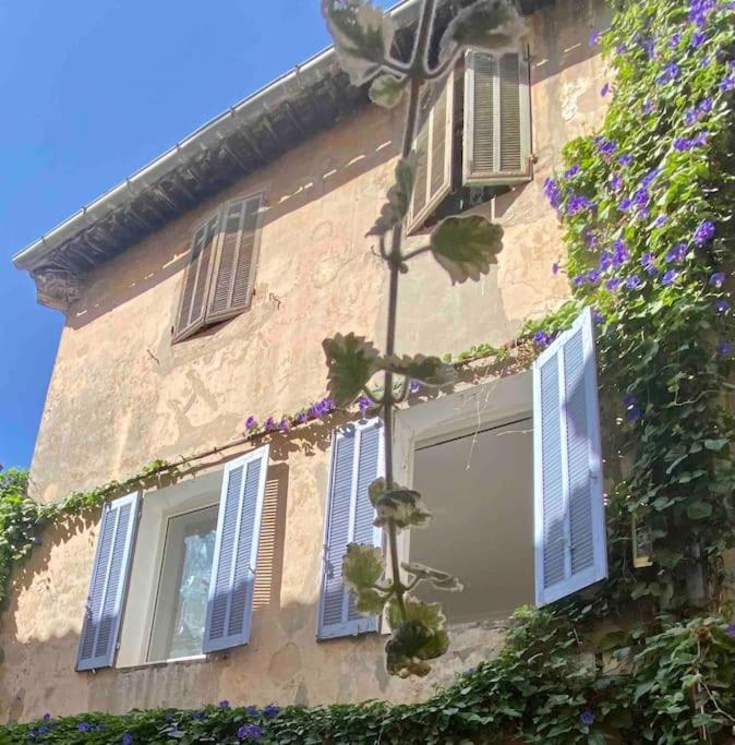 Click! Casa Lamartine Fabulous Ideal Location Walk To All!!! Каси Экстерьер фото
